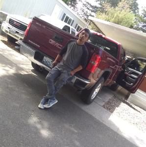 Meet your Posher, J manuel